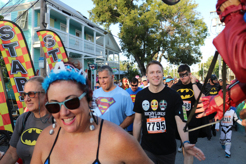 Heroes and Villains 5K 2018 photo - Duval Street, Key West